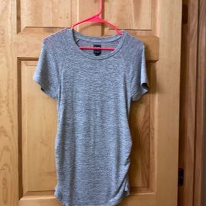 Maternity shirt barely worn